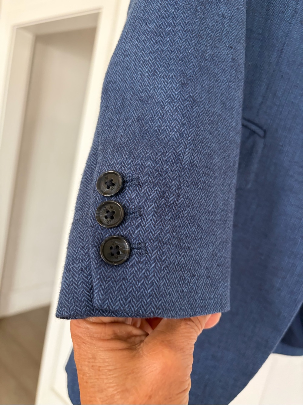 Banana Republic Blue Linen-Blend Blazer with High-Waist Shorts Set - Picture 4 of 11